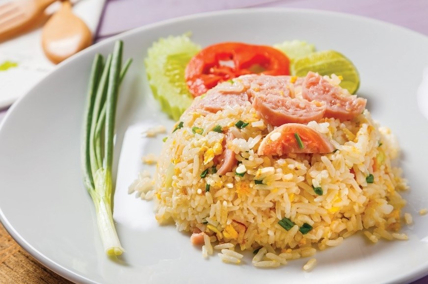 ข้าวผัดแหนม